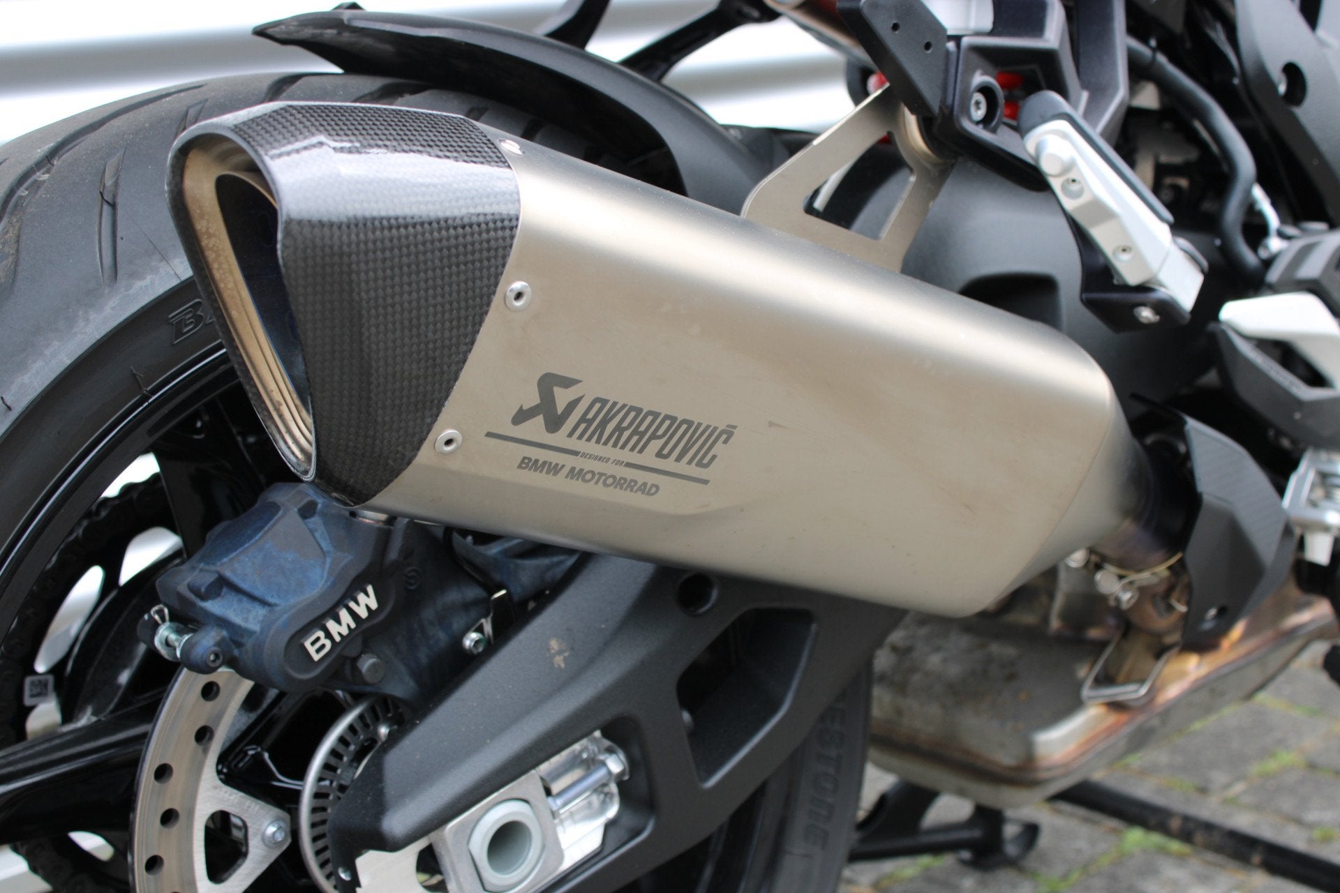 BMW S 1000 XR |BTW motor |Akrapovic |1ste eigenaar, Motoren, Motoren | BMW, Verkoop.motorrad@oostland-enschede.nl, Handvatverwarming