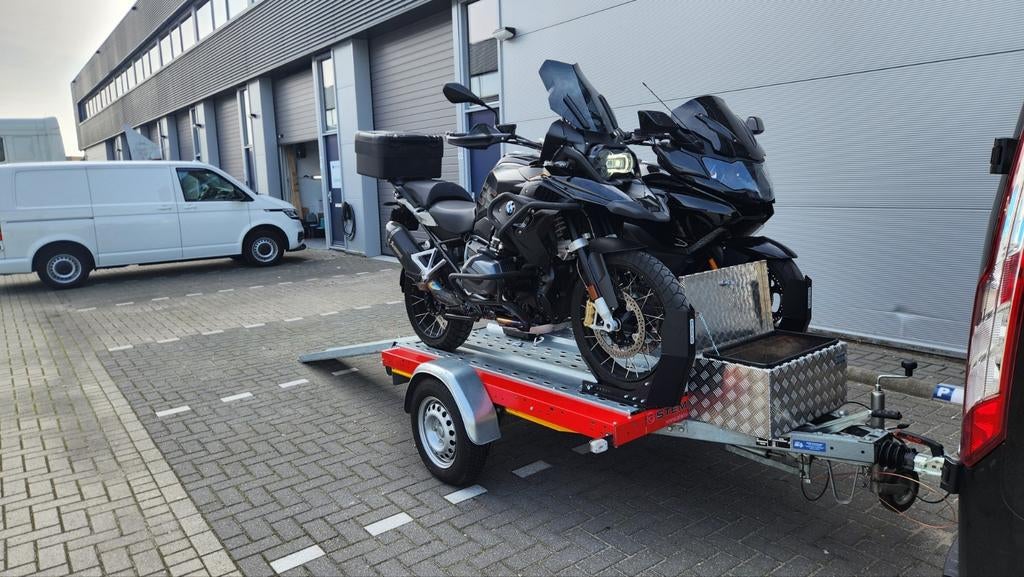 Motortrailer verhuur, Aanhangwagen