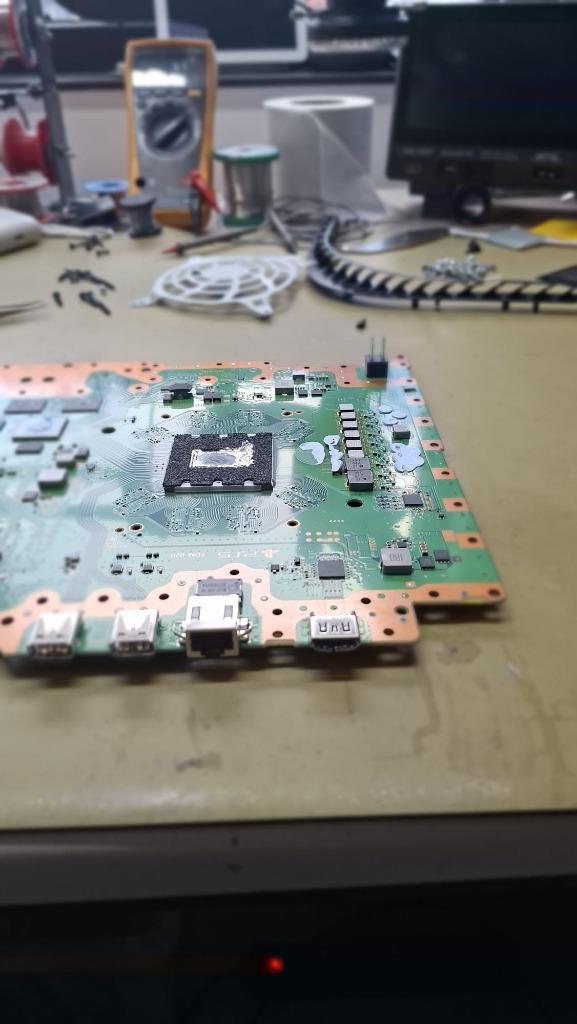 Foto 3 van PS5 Reparatie | HDMI Poort | Oververhitting | PlayStation 5
