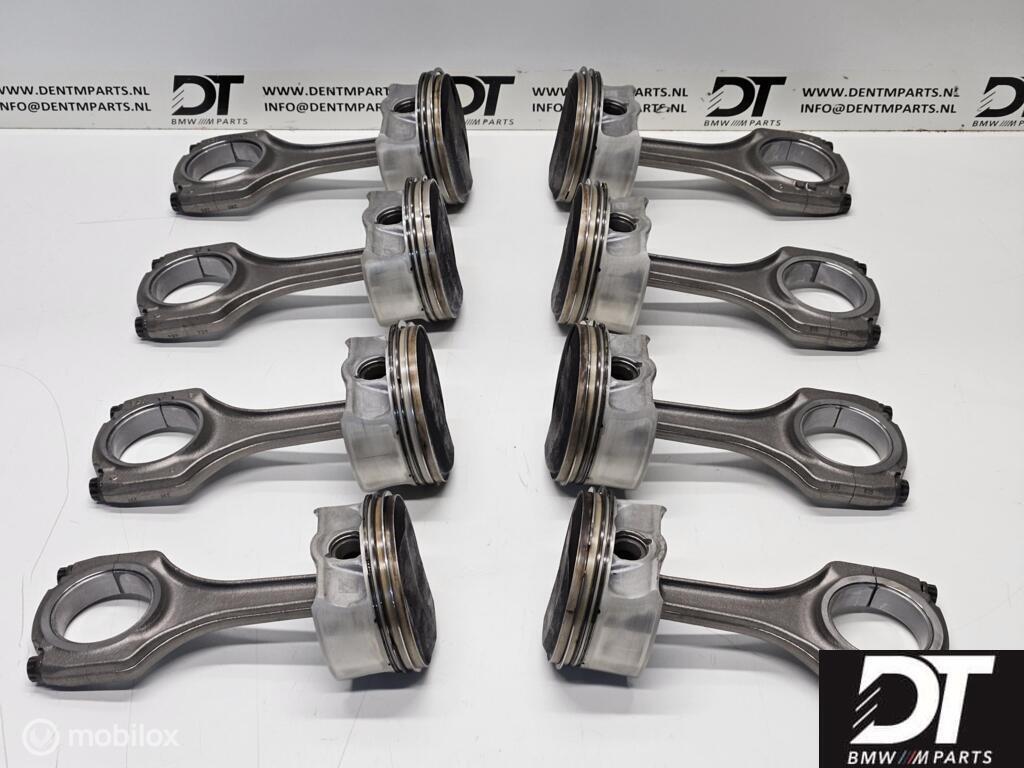 Zuigers + drijfstangen BMW M3 E92 S65 V8 S65B40 11257840922, Gebruikt, Ophalen of Verzenden, BMW, BMW