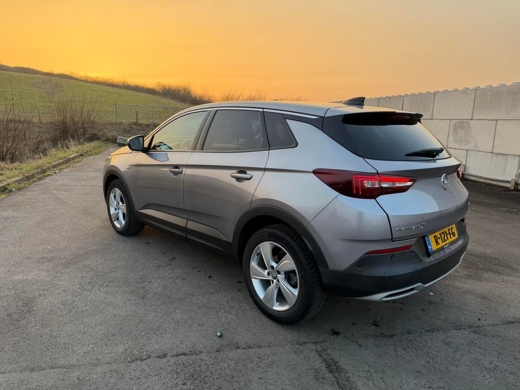 Opel Grandland X 1.2 Turbo 130pk S&S Aut 2018 Grijs, 1199 cc, Leder en Stof, 130 pk, 3 cilinders