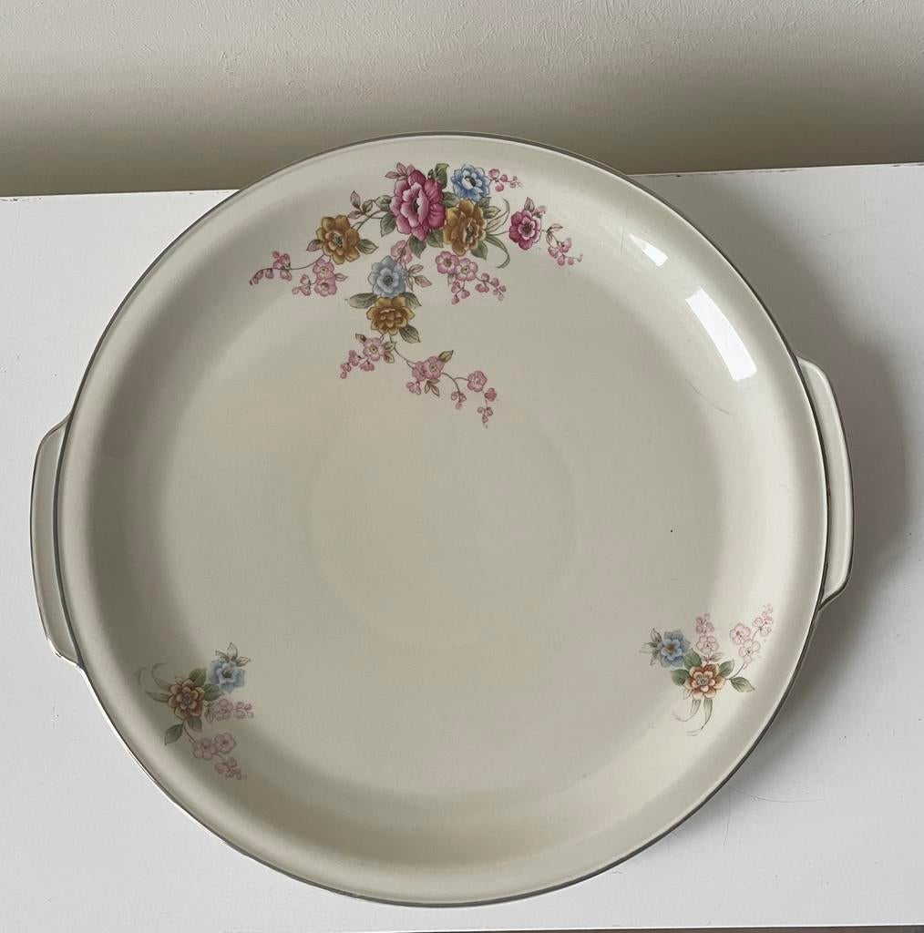 Hutschenreuther, Jurvel serveerschaal met bloemen versierd., Ophalen of Verzenden