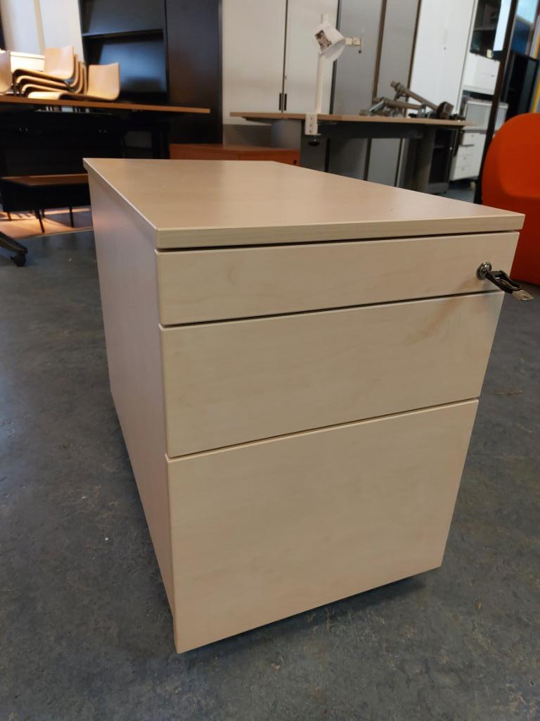 Ladenblok VEPA, professionele kwaliteit, verrijdbaar, netjes, Ophalen, Gebruikt