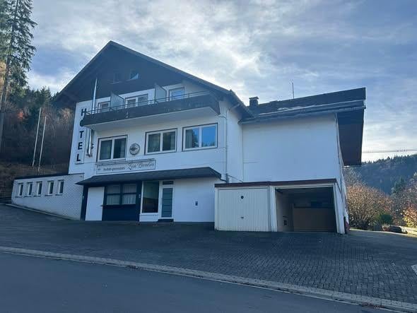 Te koop Hotel/Pension in Sauerland, Overige soorten, Willingen (Upland), Duitsland, 15 kamers