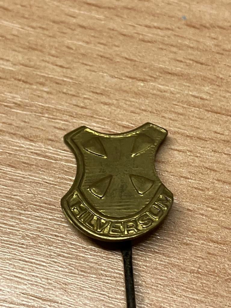 Steden / Hilversum, Verzamelen, Speldjes, Pins en Buttons, Ophalen of Verzenden, Gebruikt