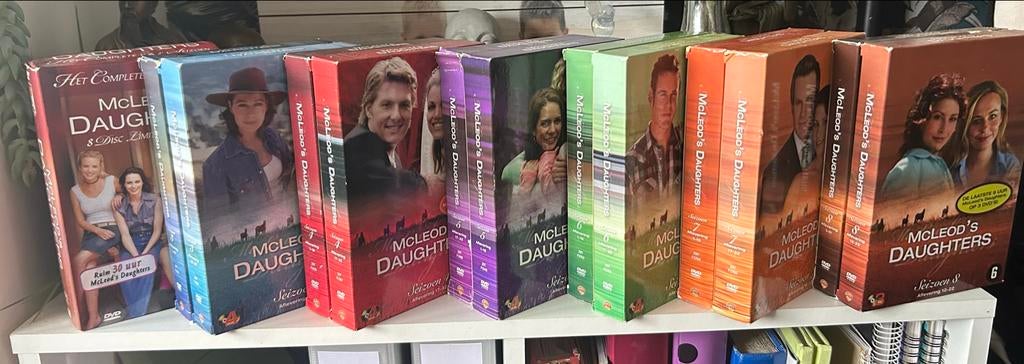 Mcleod's Daughters - Complete DVD Collectie seizoen 1 t/m 8, Cd's en Dvd's, Dvd's | Tv en Series, Boxset, Drama, Ophalen of Verzenden