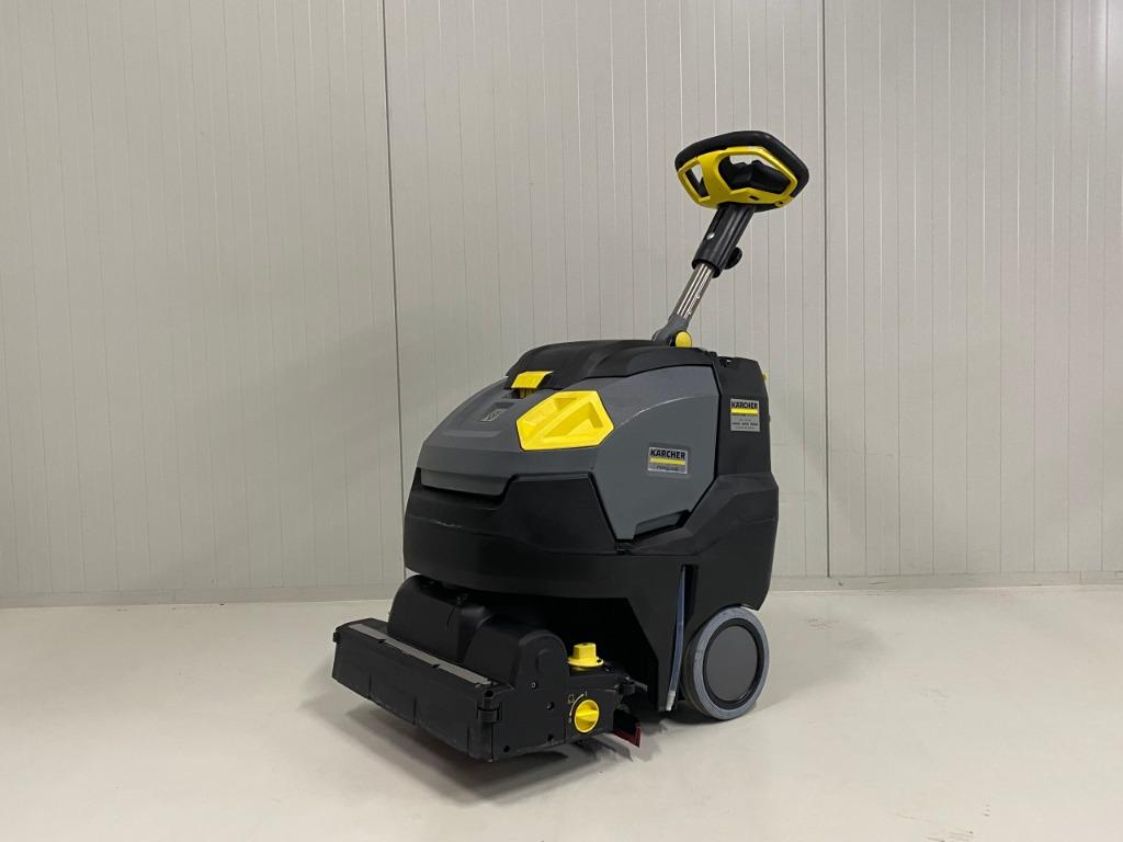 KARCHER SCHROBMACHINE BR 45/22 C Bp Pack, Ophalen of Verzenden, Zo goed als nieuw, Schrobmachine