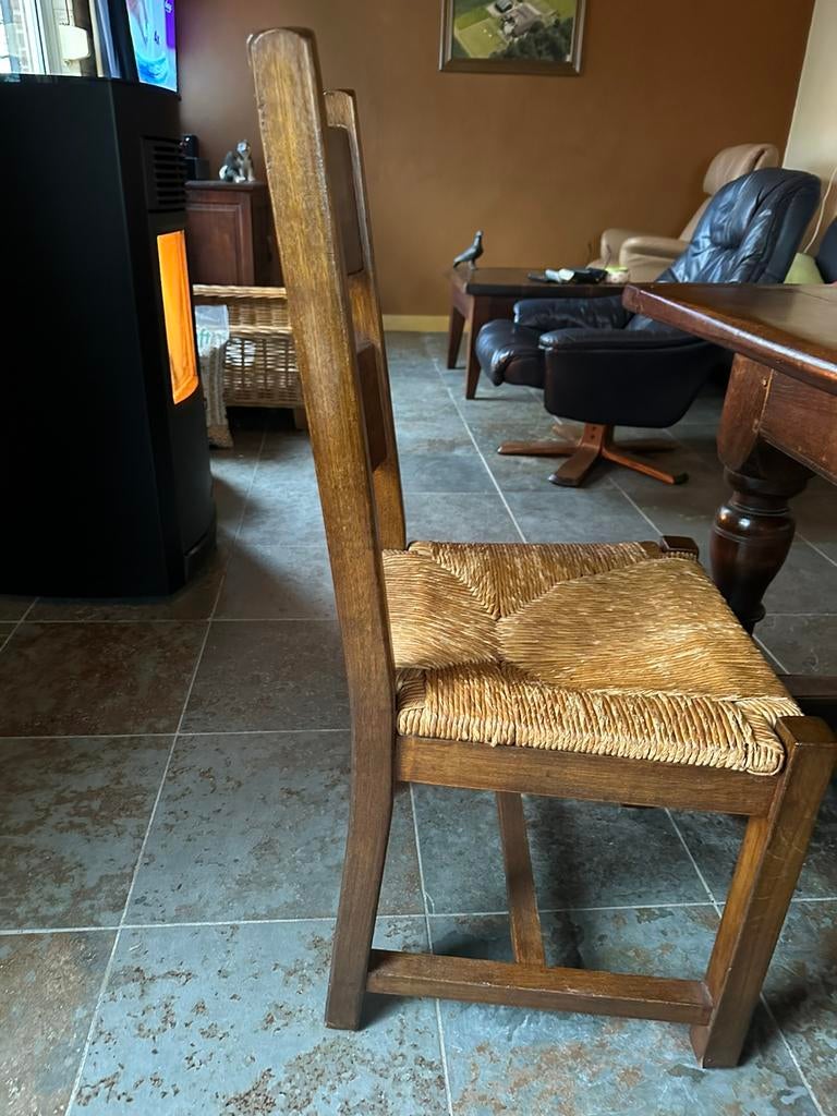 6 eiken stoelen met biezen zitting., Ophalen of Verzenden, Gebruikt, Bruin, Vijf, Zes of meer stoelen