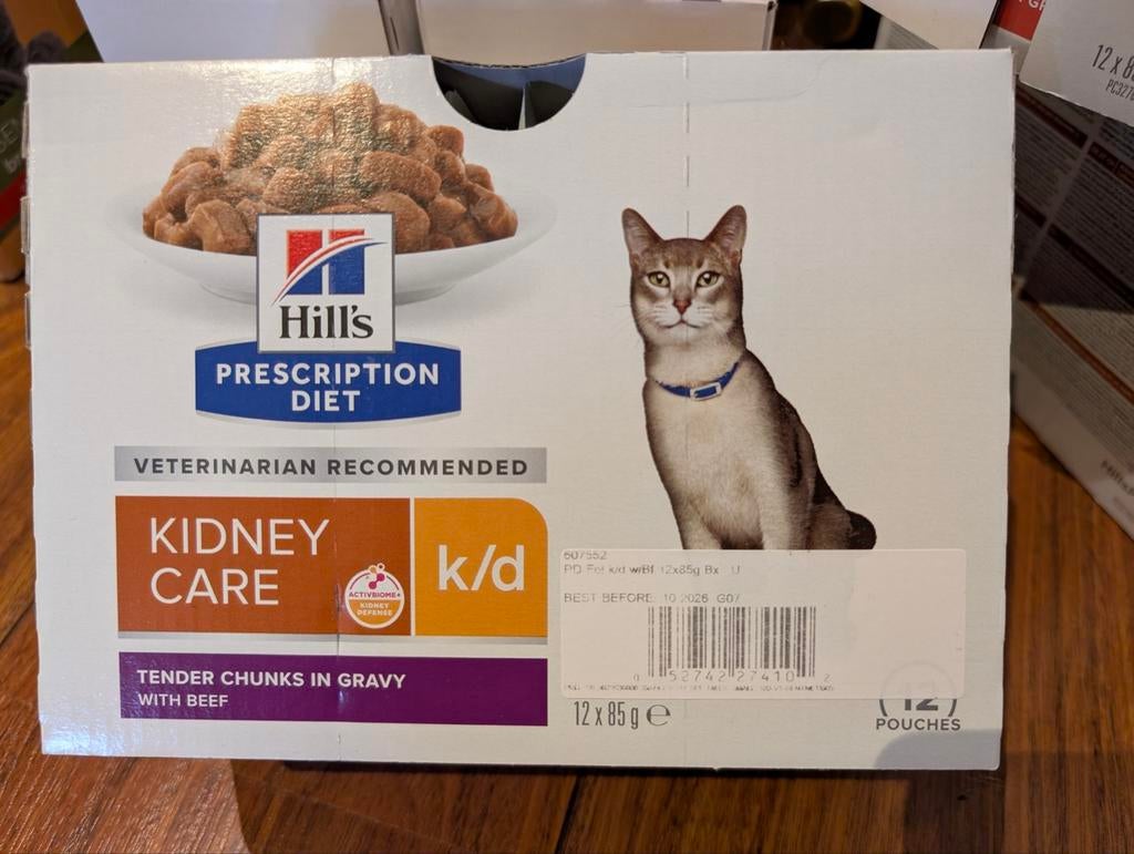 Dieet kattenvoer k/d (nieren), Ophalen, Kat