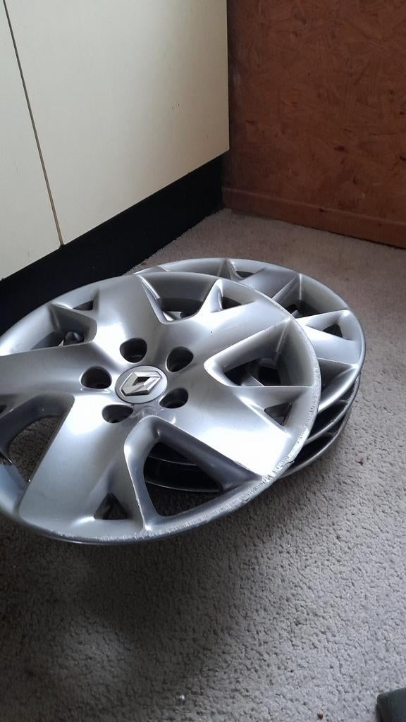 Wieldoppen Renault 15 inch, Ophalen