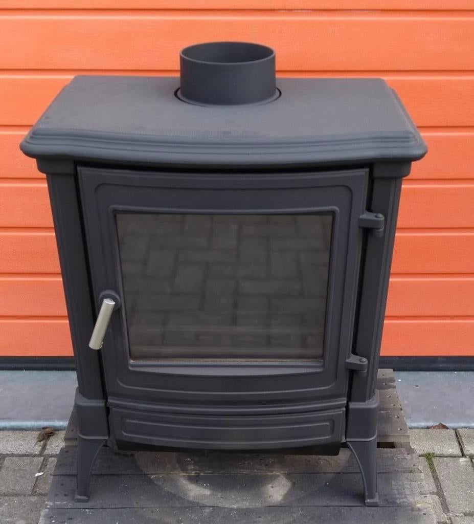 Demomodel houtkachel Nestor Martin S33 met woodbox systeem, Huis en Inrichting, Gebruikt, Houtkachel, Ophalen of Verzenden, Vrijstaand
