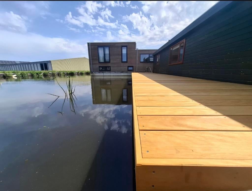 Drijvend terras nieuw en op maat, Ophalen, Nieuw, Hout