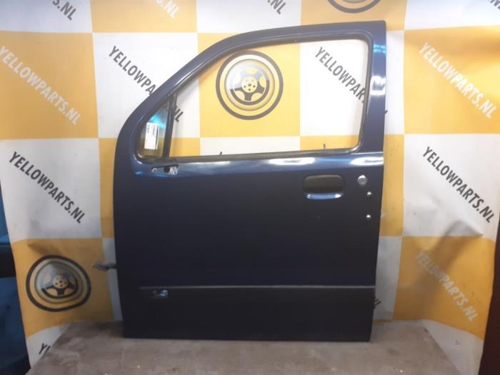 Portier 4Deurs links-voor van een Suzuki Wagon R+ (Y29), Auto-onderdelen, Carrosserie en Plaatwerk, Deur, Suzuki, Gebruikt, 3 maanden garantie