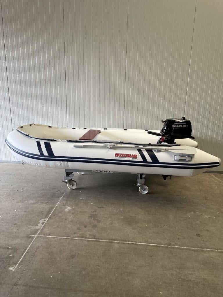 Suzumar 320 met Suzuki 4pk buitenboordmotor, Watersport en Boten, Rubberboten, Ophalen, Gebruikt, Benzine, Minder dan 70 pk