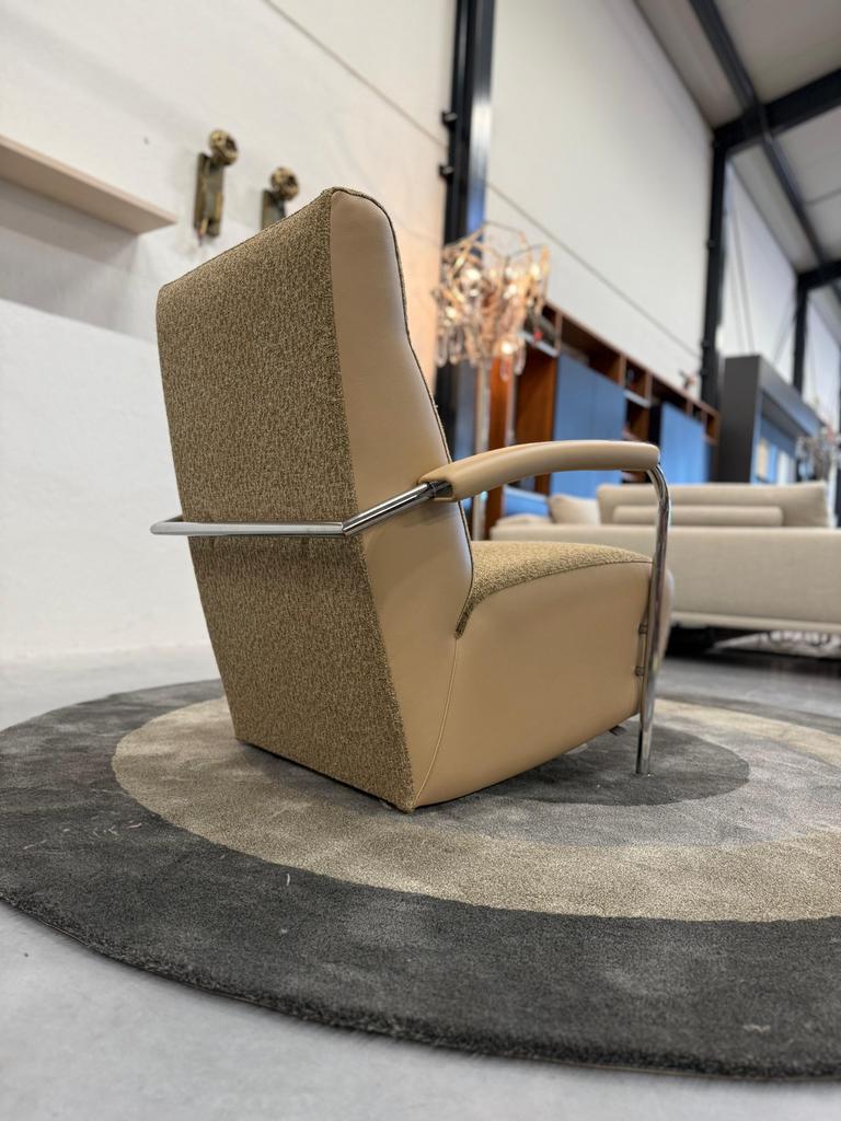 Nieuw Leolux Scylla firm Hoog stof leer zand fauteuil design, Huis en Inrichting, Fauteuils, Ophalen, Leolux, ., Nieuw