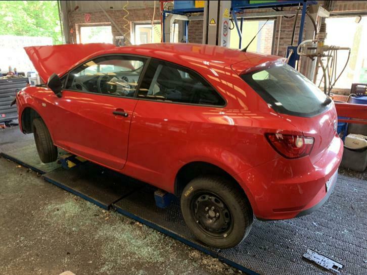 Seat Ibiza 6J1 1.2 BJ2015 voor onderdelen LS3H CGPB, Ophalen, Gebruikt, Seat