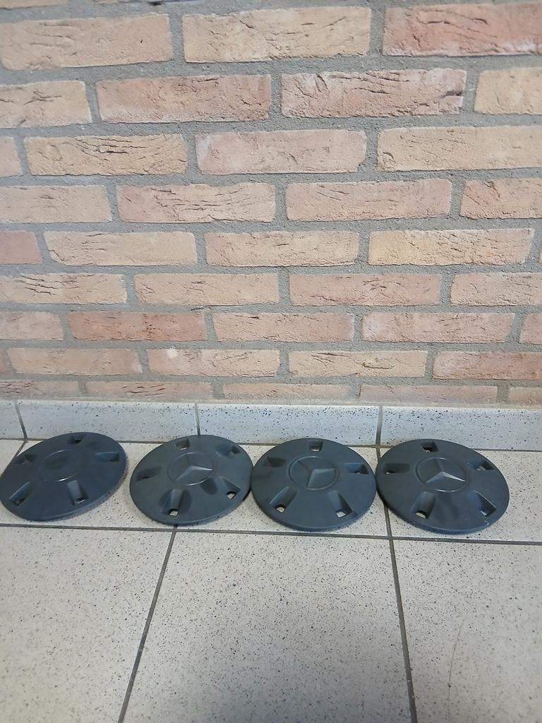 4x Mercedes Naafdoppen, Ophalen of Verzenden, Gebruikt