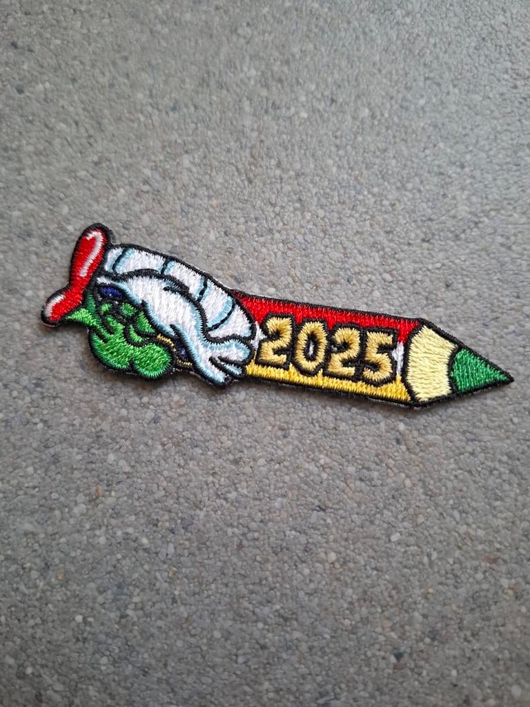 CARNAVAL - embleem 2025 - Oeteldonk, Kleding | Dames, Ophalen of Verzenden, Nieuw, Carnaval, Accessoires