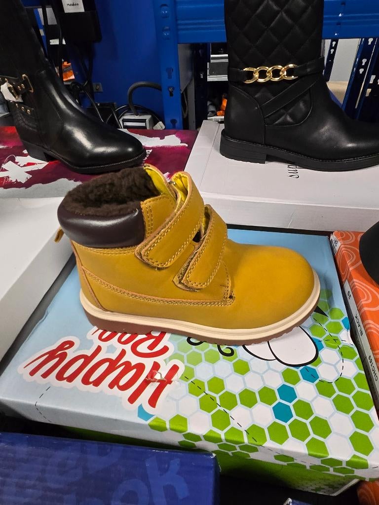 Nieuw Gele gevoerde kinderlaarsjes maat 29, Jongen of Meisje, Nieuw, Ophalen of Verzenden, Laarzen
