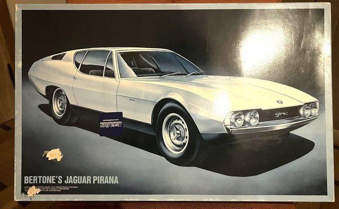 Zeldzame Fujimi Jaguar Pirana Bertone 1:16 bouwkit, Fujimi, Auto, Groter dan 1:32, Ophalen of Verzenden