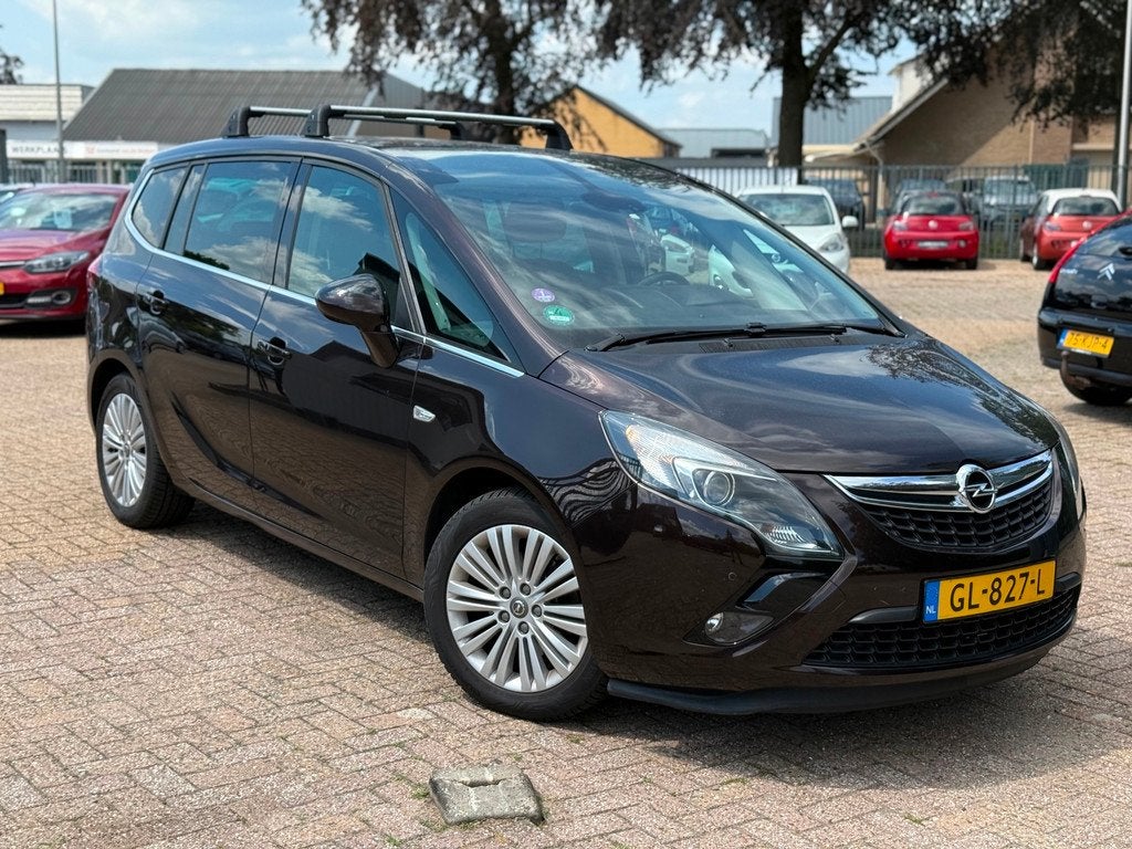 Opel Zafira Tourer 1.4 Business+ 7PERS NAVI CAMERA CRUISE AP, Auto's, Opel, Gebruikt, Euro 6, 4 cilinders, Bruin