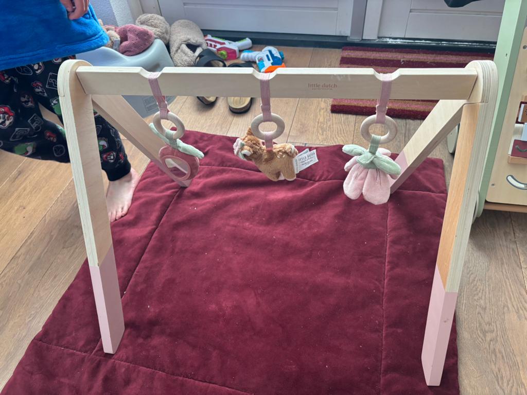Houten babygym - Little Dutch (met speelgoed), Kinderen en Baby's, Speelgoed | Babyspeelgoed, Ophalen of Verzenden, Zo goed als nieuw