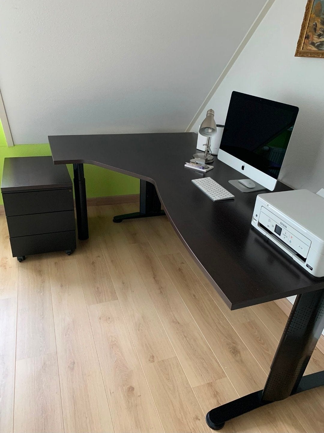 Bureau met ladekast, Ophalen