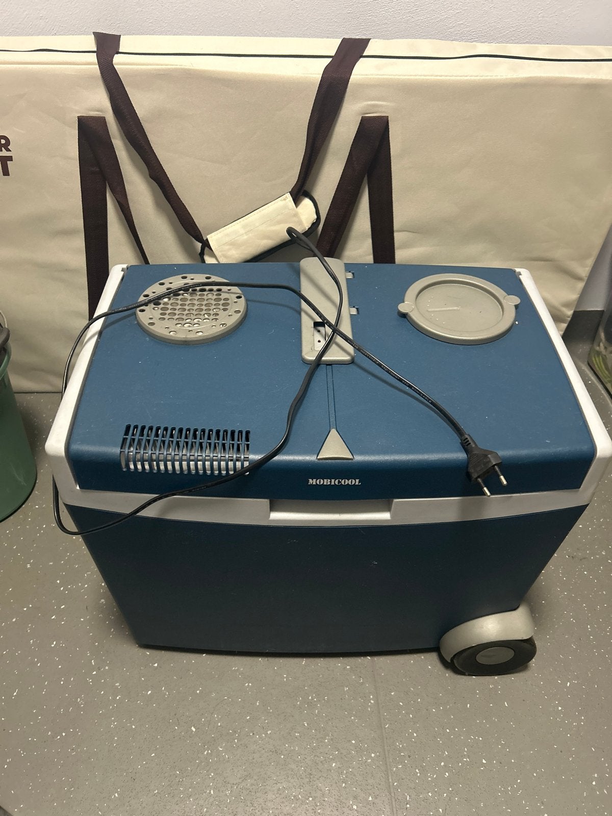 Mobicool elektrische koelbox met wielen, Ophalen of Verzenden, Gebruikt, Koelbox, Elektrisch