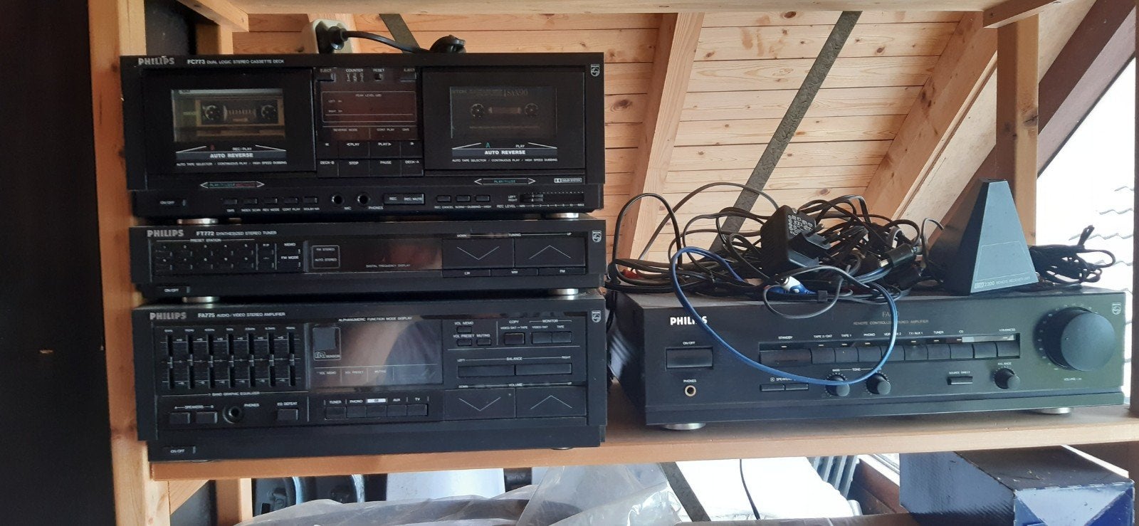 Philips tuner/ cassettedeck/versterker/ etcetera, Ophalen, Gebruikt, Philips