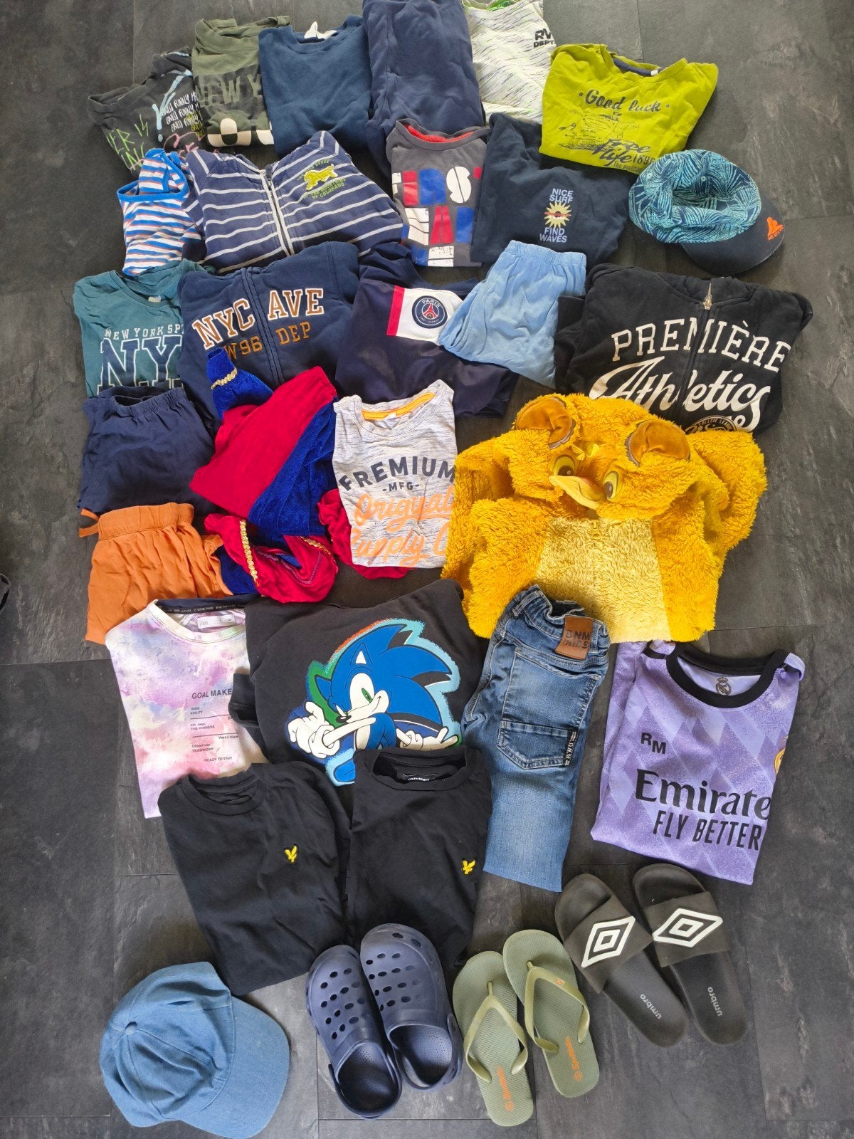 Partij bundel veel tas doos vol kleding 128 en 134 jongen, Ophalen of Verzenden, Gebruikt, Diverse merken, Jongen