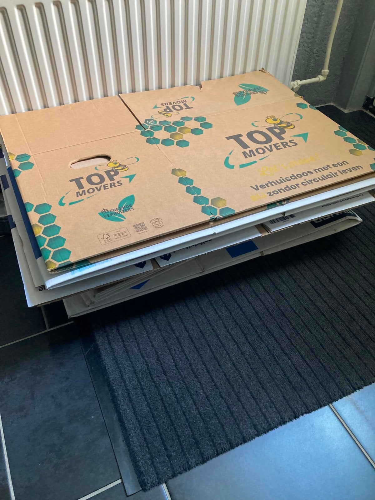 Circa 18 goede stevige verhuisdozen 18€, Ophalen, Doos, 40 tot 60 cm, 50 tot 75 cm