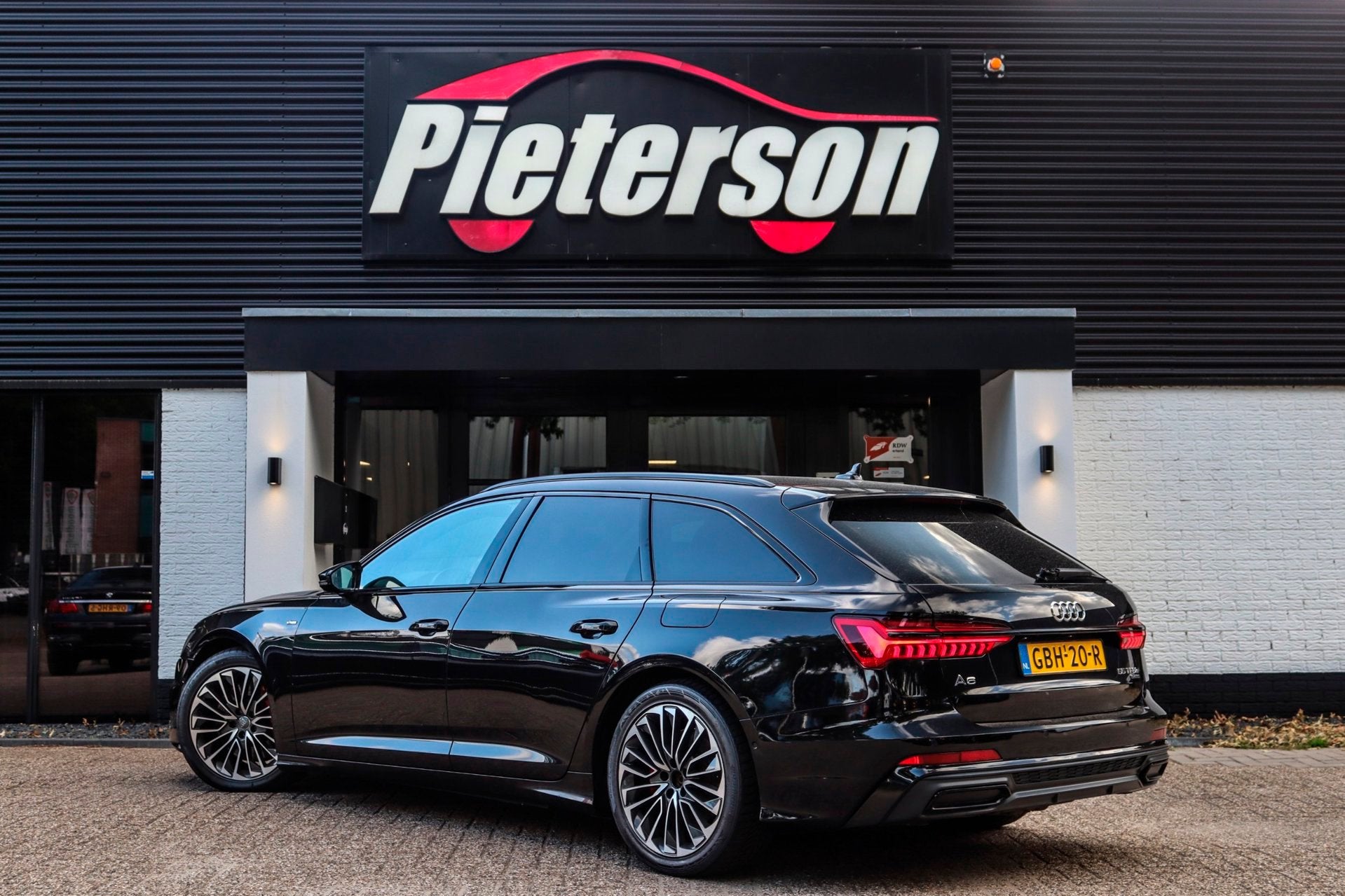 Audi A6 Avant 55 TFSI e quattro Competition !NETTO PRIJS!, Automaat, Gebruikt, 4 cilinders, Leder en Stof