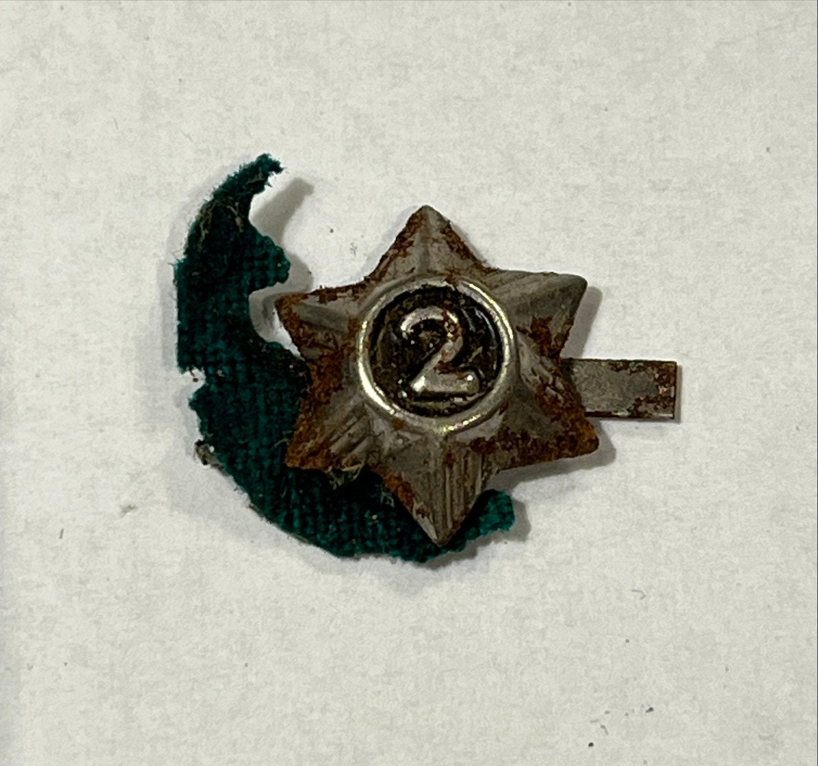 Vintage Scouting 2 Jaar Ster Badge - Gebruikt, Verzamelen, Ophalen of Verzenden, Gebruikt, Embleem, Speld of Insigne