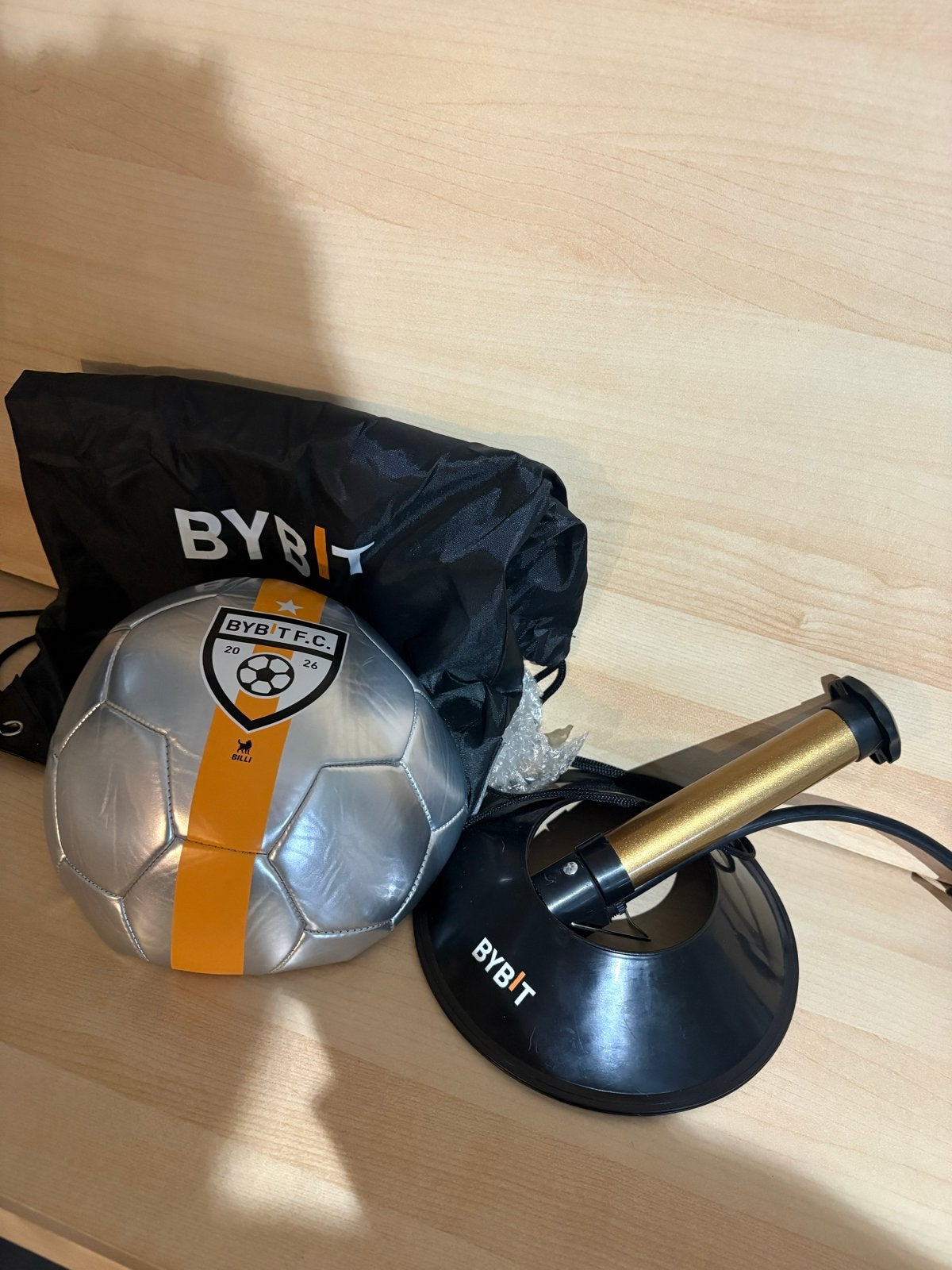 Bybit F.C. 2026 Limited Edition Voetbal Set - Zilver, Ophalen of Verzenden, Nieuw, Set