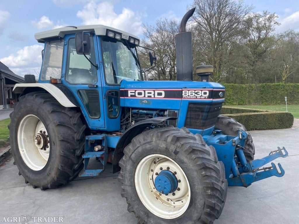 Ford 8630 powershift 40kmh lucht fronthef, Zakelijke goederen, Agrarisch | Tractoren, 7500 tot 10000, Ford, 120 tot 160 Pk, Gebruikt