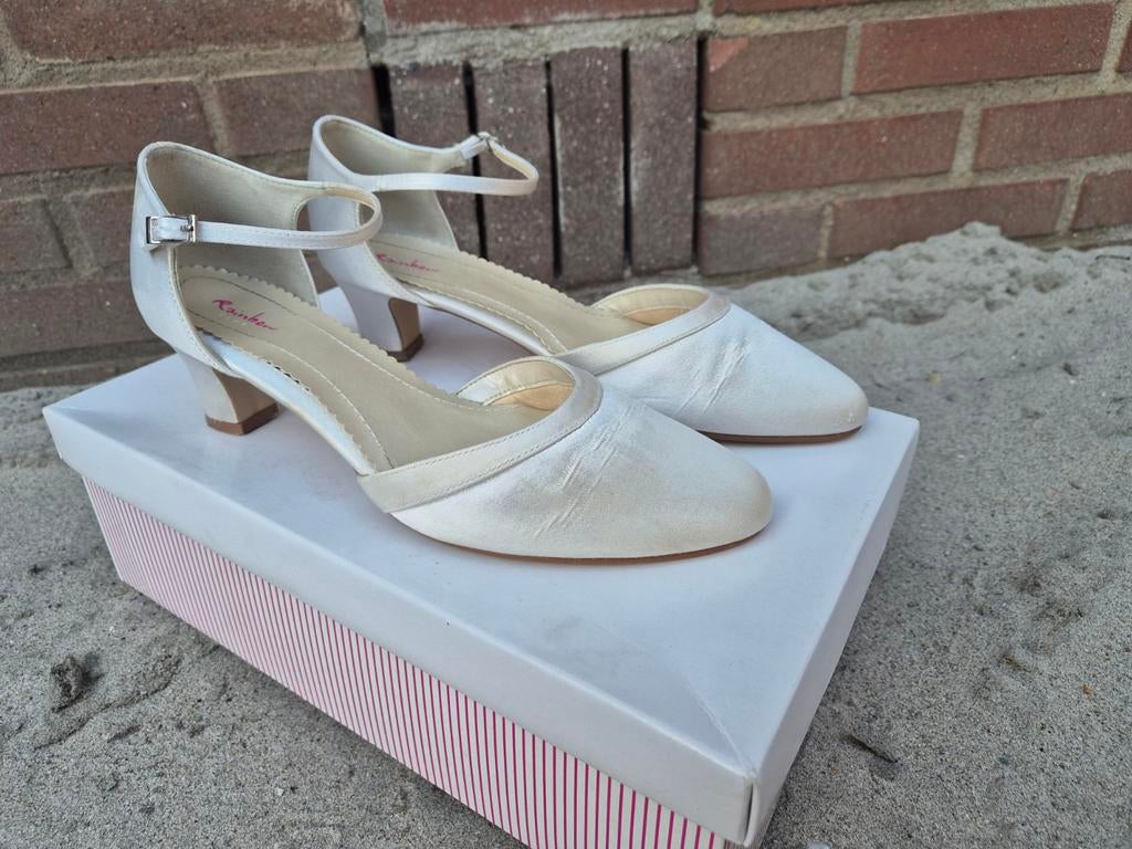 Trouwschoenen Anika van Rainbow club 39, Kleding | Dames, Rainbow, Wit, Schoenen, Ophalen of Verzenden