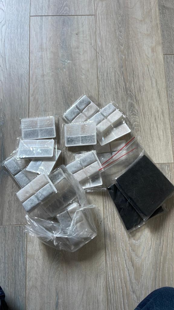 Kattenbak filter en automatisch water filter, Dieren en Toebehoren, Katten-accessoires, Ophalen of Verzenden, Zo goed als nieuw