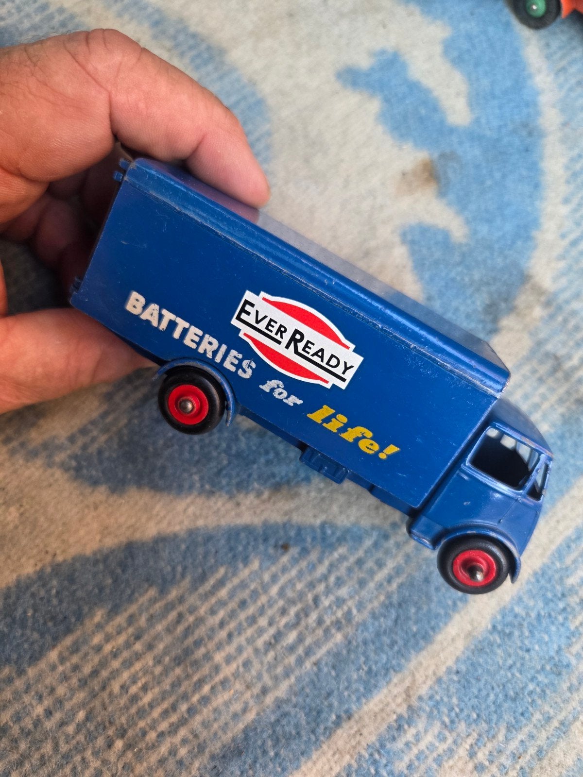 DINKY TOYS 918 GUY VAN EVER READY ZEER MOOI ORIGINEEL 85 EU, Hobby en Vrije tijd, Verzenden, Gebruikt, Auto, Dinky Toys
