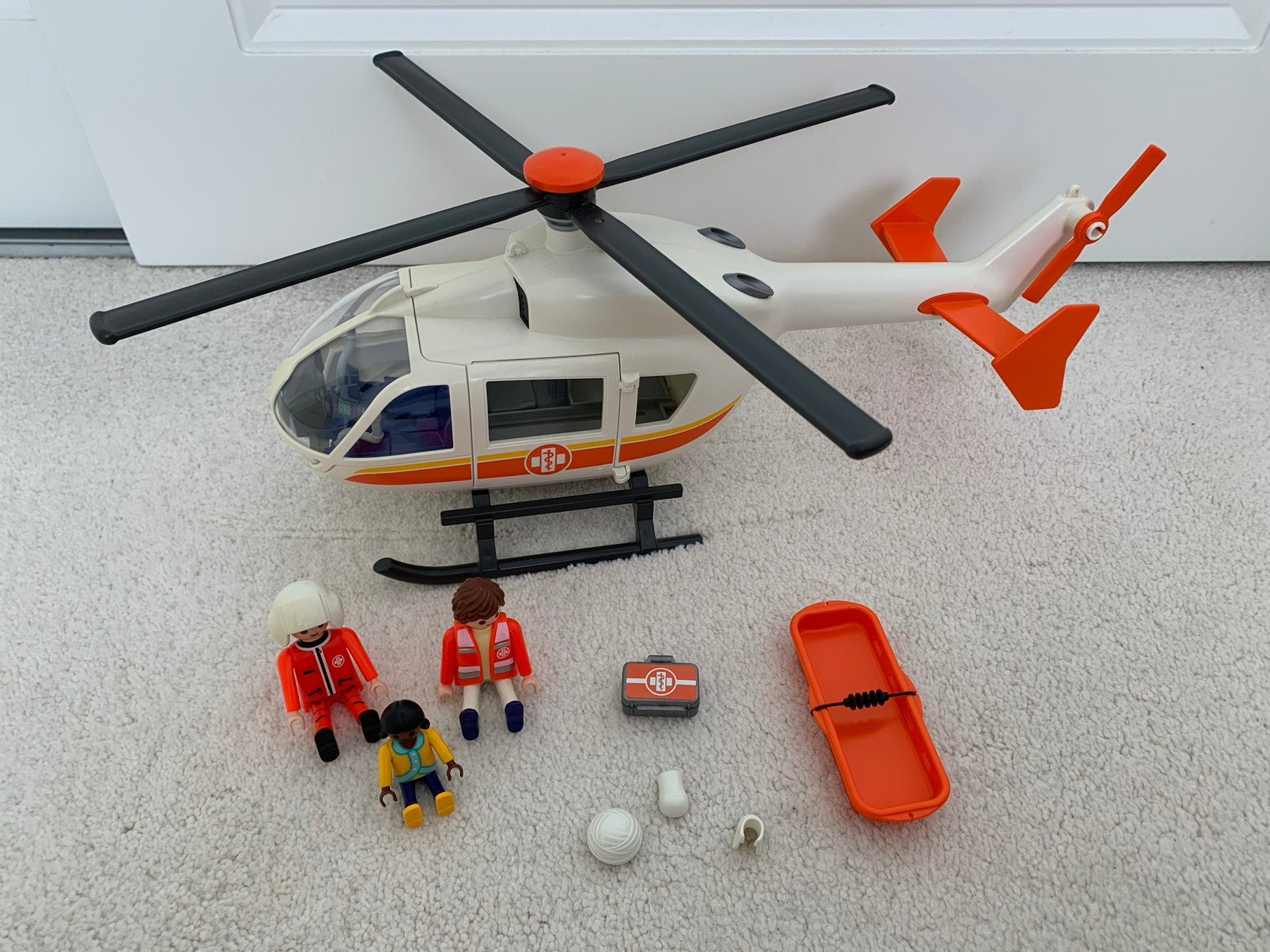 Playmobil traumahelikopter, met bijbehorende accessoires!, Complete set, Voertuig, Ophalen of Verzenden, Zo goed als nieuw