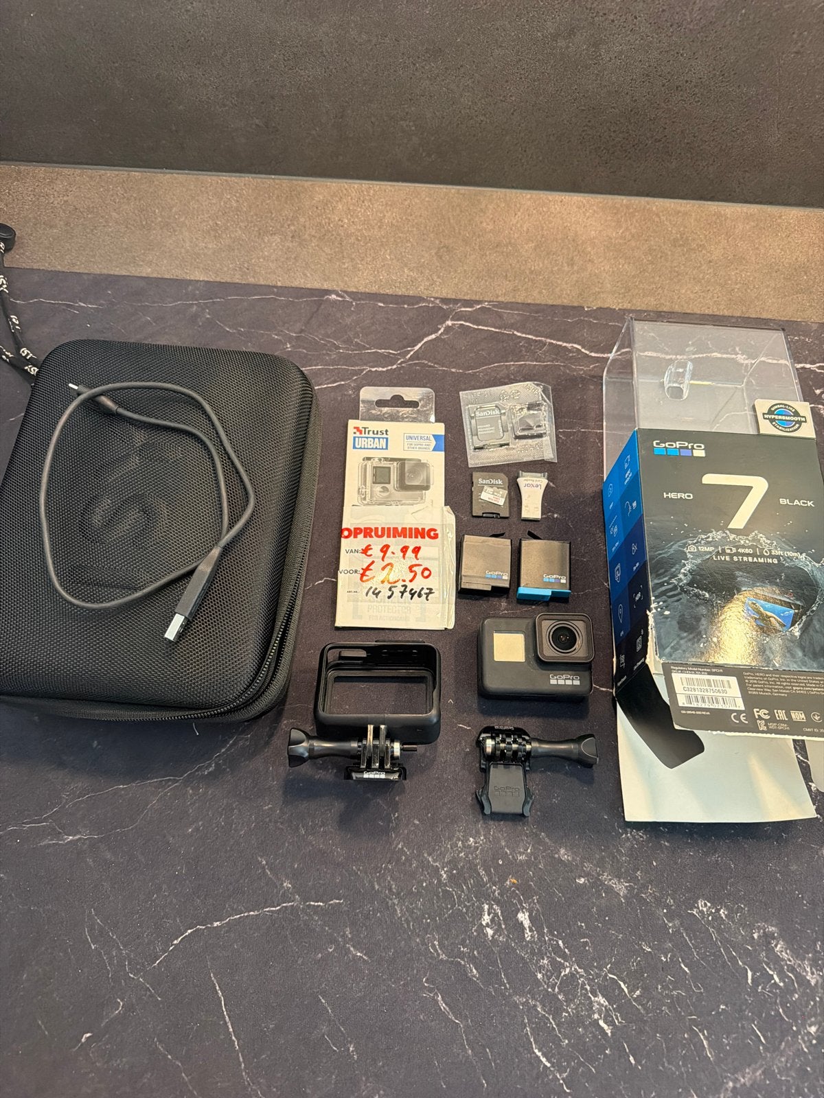 GoPro HERO 7 Black met accessoires en 2 accu's, Ophalen of Verzenden, Zo goed als nieuw, GoPro