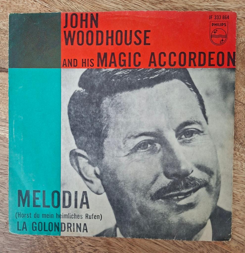 Vinyl single accordeon muziek John woodhouse  v&d, Ophalen of Verzenden, Zo goed als nieuw, Overige formaten, Levenslied of Smartlap