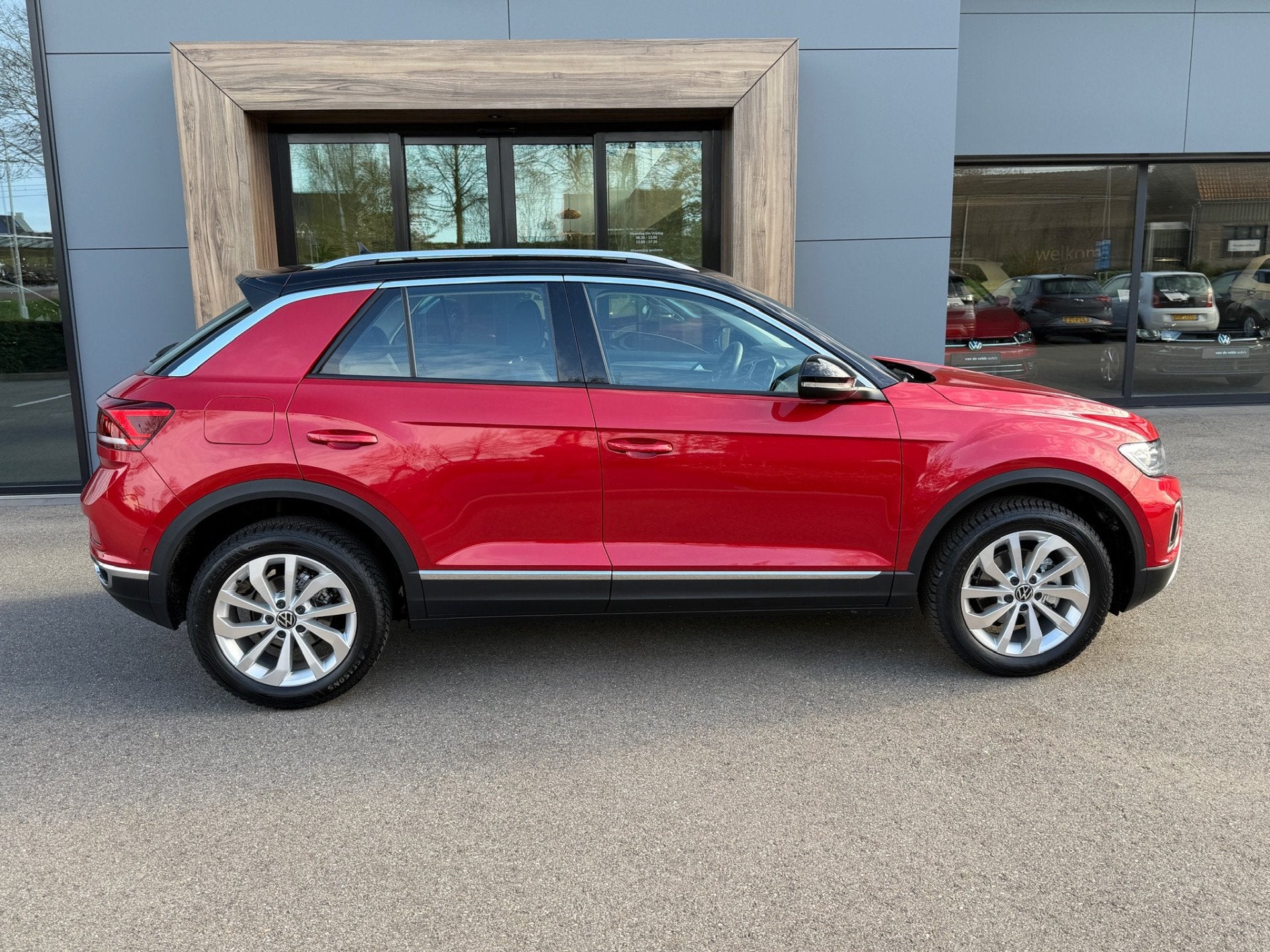 Volkswagen T-Roc 1.5 TSI 150pk DSG Style | Navigatie | Stand, Auto's, Volkswagen, 12 maanden, 1258 kg, Zwart, 4 cilinders