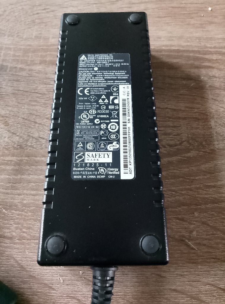 Acer / Delta Electronics, Ophalen of Verzenden, Zo goed als nieuw, Acer