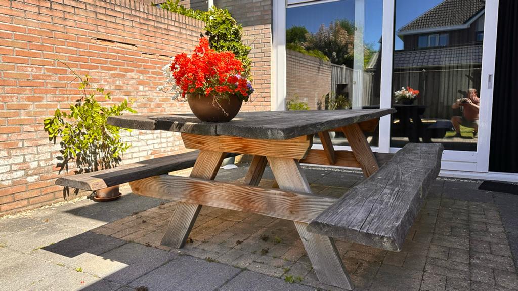 Robuuste houten picknicktafel voor buiten, Ophalen, Gebruikt, Rechthoekig, Hout