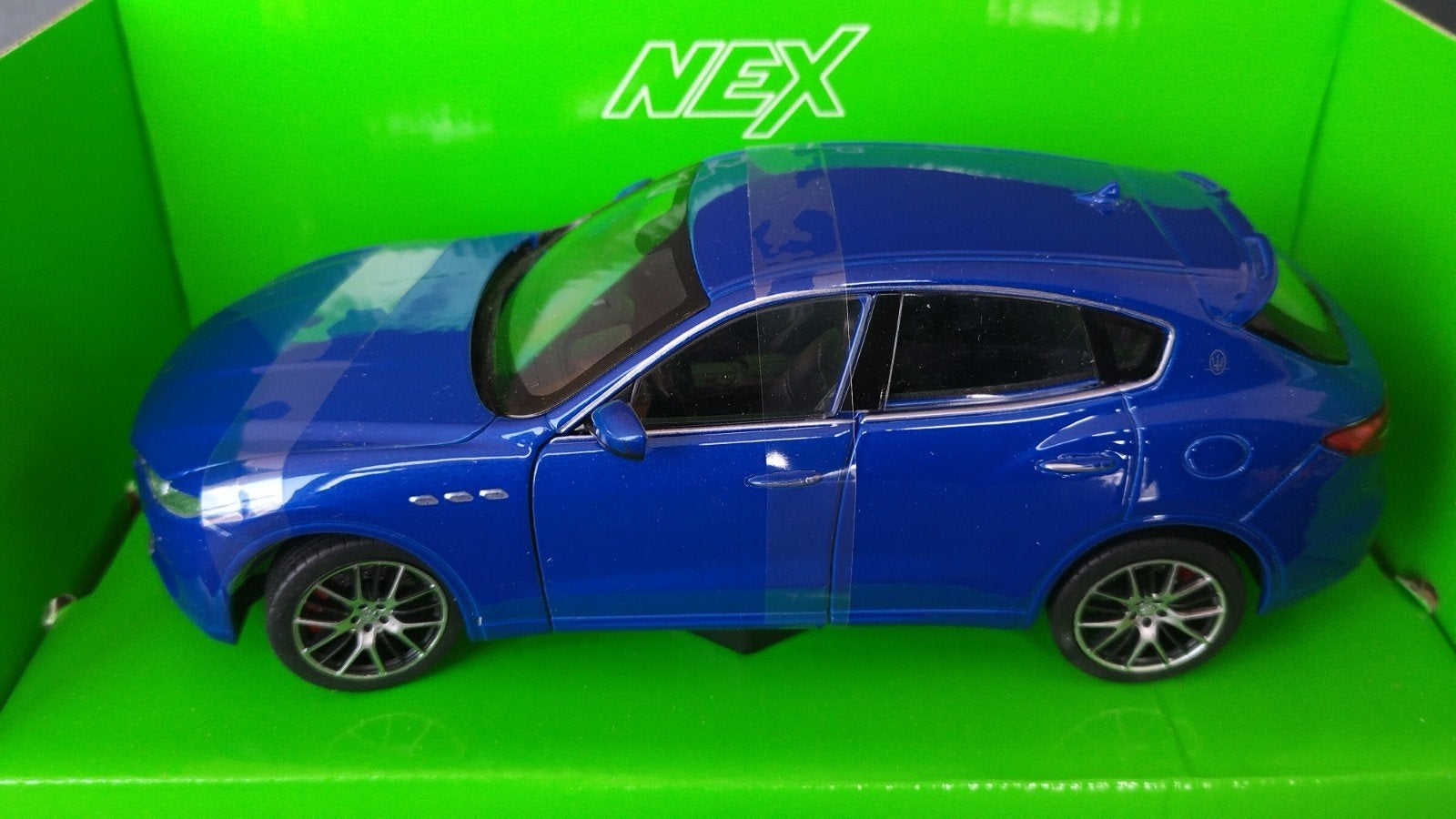 Maserati Levante 1:24 Welly Nex Pol, Verzenden, ., Zo goed als nieuw, .