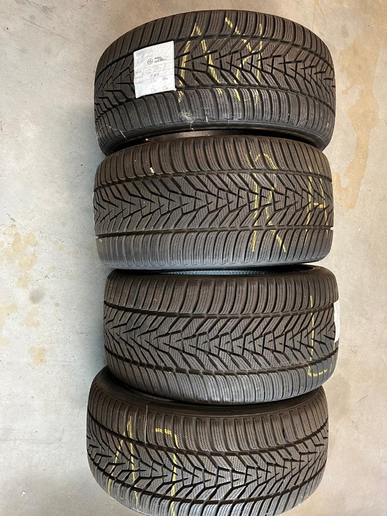 Winterbanden 295/35R20 105 W, Auto-onderdelen, Ophalen, 295 mm, Nieuw, Winterbanden