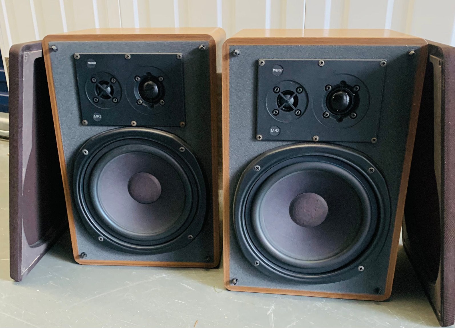 Magnat MIG Ribbon-2 luidspeaker set., Audio, Tv en Foto, Luidsprekers, Ophalen, Zo goed als nieuw, 60 tot 120 watt, Magnat