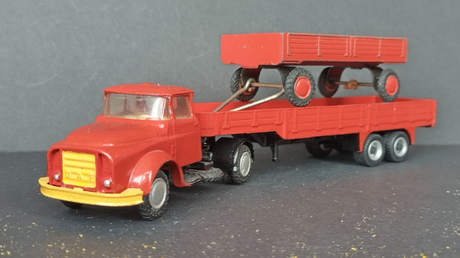 Daf Torpedo met oplegger en aanhanger 1:50 Lion Car Pol, Gebruikt, Verzenden, ., Lion