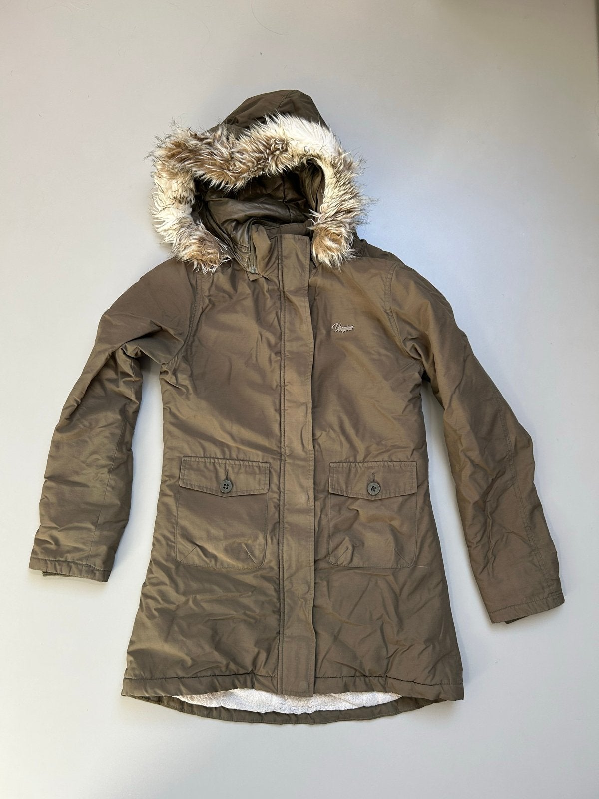 Vingino winterjas met teddy voering en afneembare capuchon, Ophalen of Verzenden, Gebruikt, Meisje, Jas