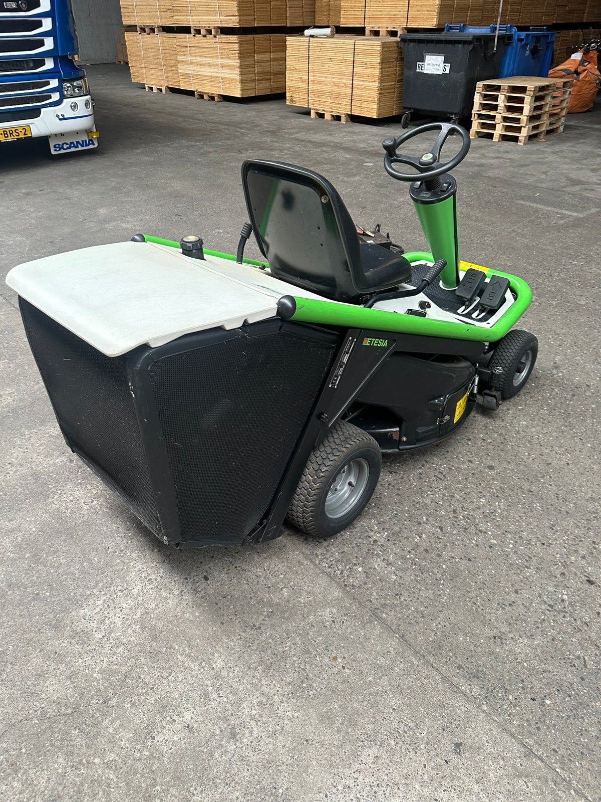 Etesia hydro 80 MKHP, Ophalen, Zo goed als nieuw